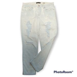 Level 99 size 29 pale blue distressed sienna tomboy boyfriend jeans